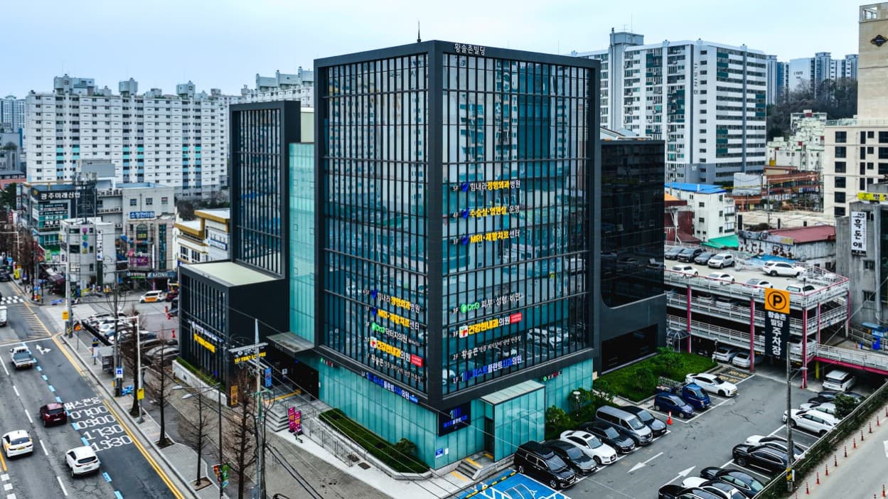 배너 1